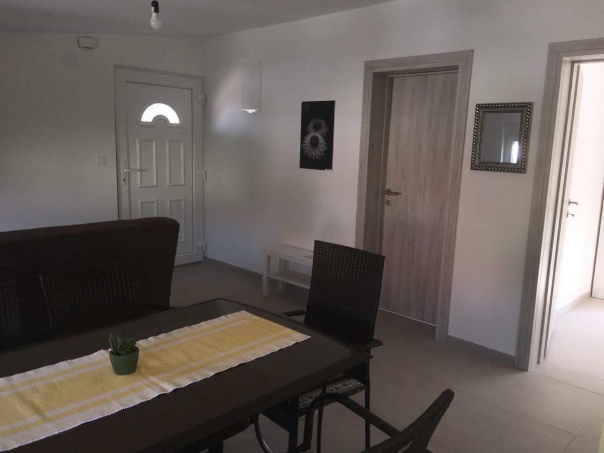 Apartman Bunaric Vir Eksteriør bilde